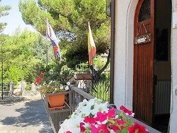 La Giara Bed & Breakfast