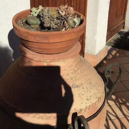 La Giara Bed & Breakfast 3*