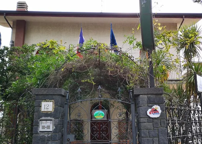 La Giara 3* Николози