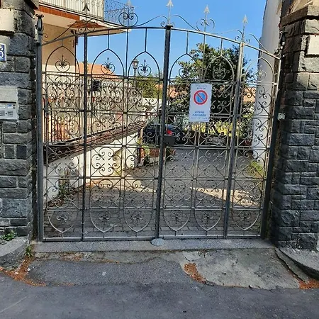 La Giara 3* Николози