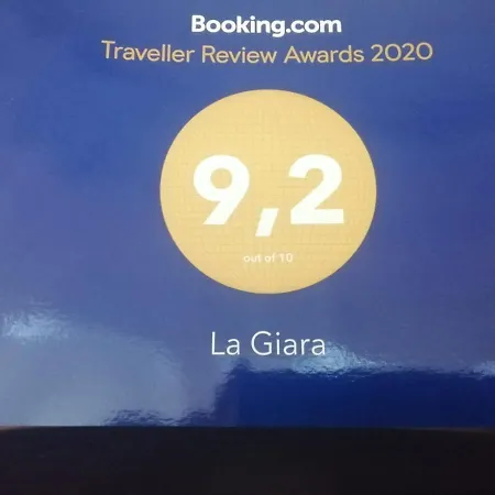 Oda ve Kahvaltı La Giara 3*